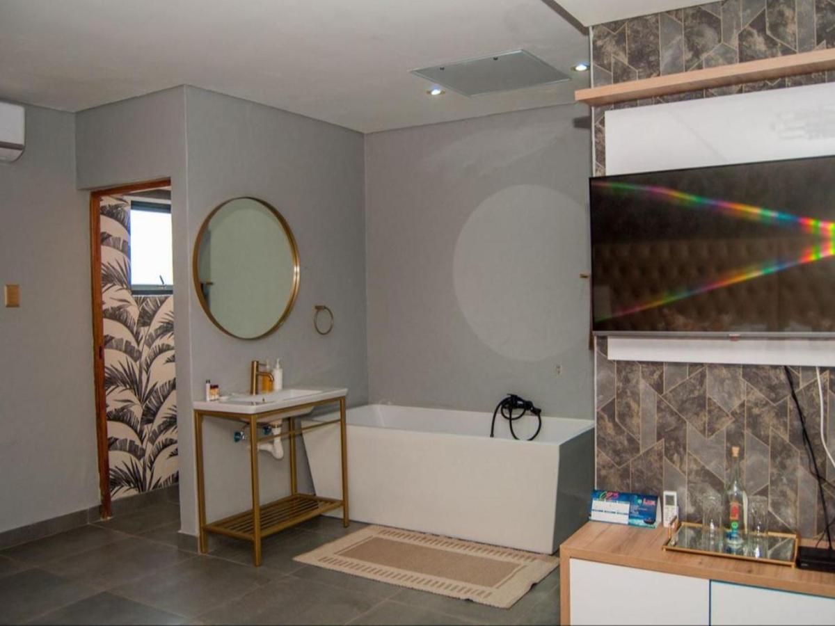 The Lux Hotel And Resorts Louis Trichardt Εξωτερικό φωτογραφία